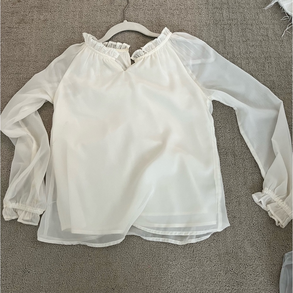 super cute nice top!